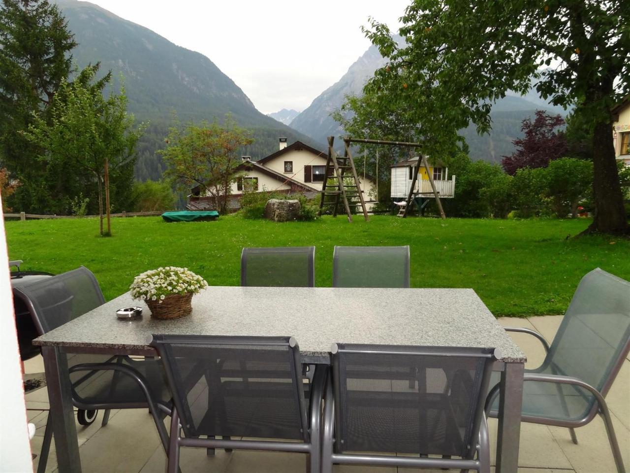 Chasa Felix Apartment Scuol Bagian luar foto